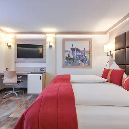 路德维格酒店 3*